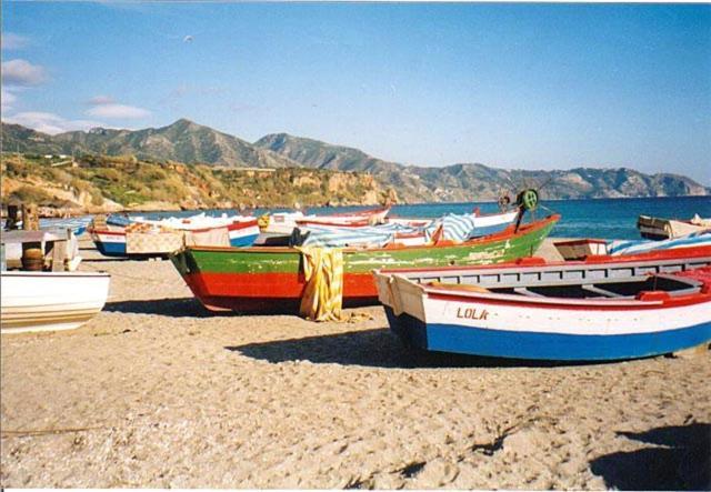 Nerja 1ª Linea De Playa De Burriana , Terraza Grande Al Mar Leilighet Eksteriør bilde